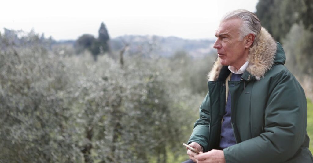 シニアが格安SIMに申し込む前に確認すべきポイントをチェックリスト形式で示すイメージ