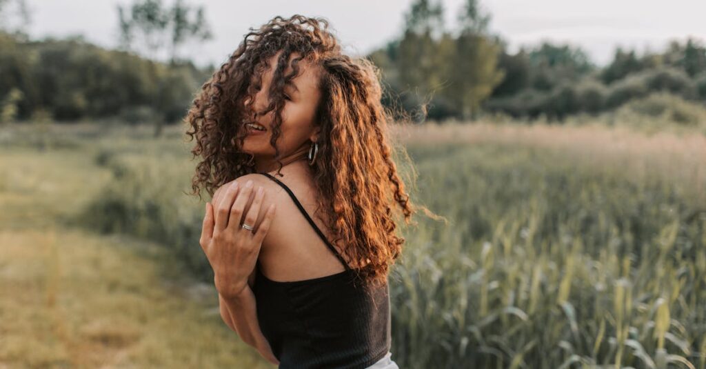 ゲーム買取の無料査定におけるメリットとデメリットを対比する図