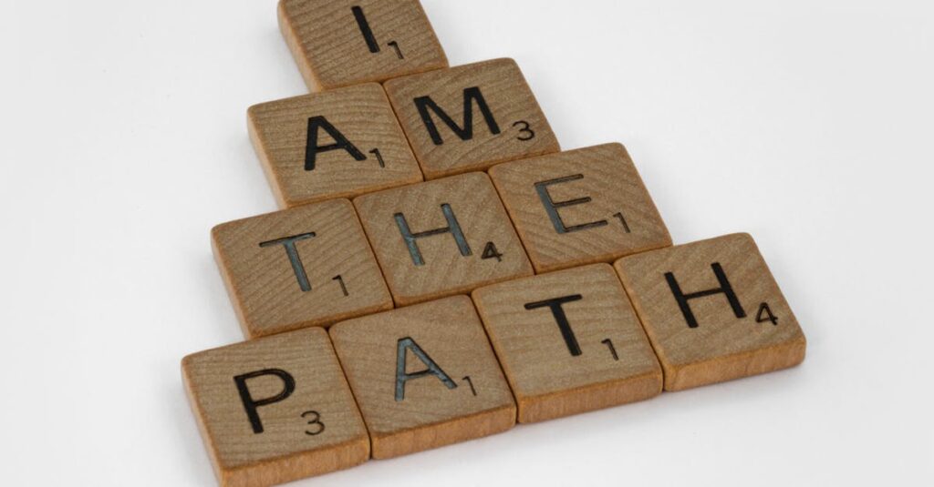 英会話教室の体験で他の受講者から刺激を受ける様子