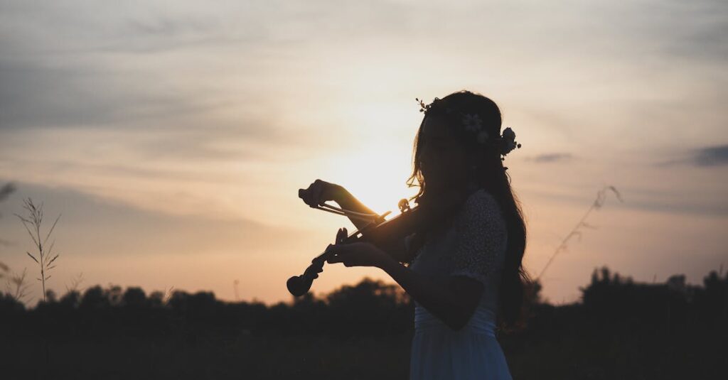 楽器の種類やタイミングで変動する買取相場を複数業者の見積もりと比較しながら調べている様子