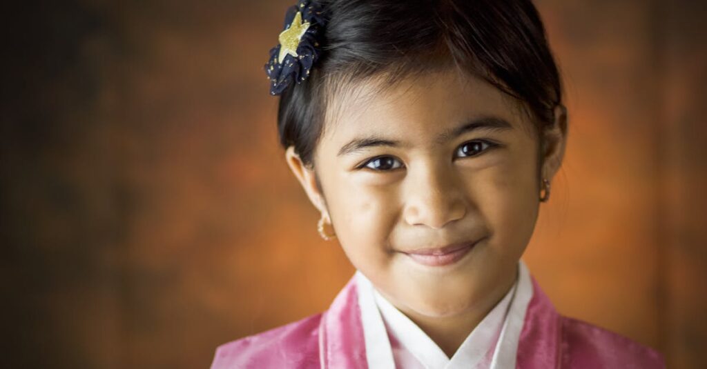 SAZOで購入できる韓国ファッション・コスメ・K-POPグッズの例