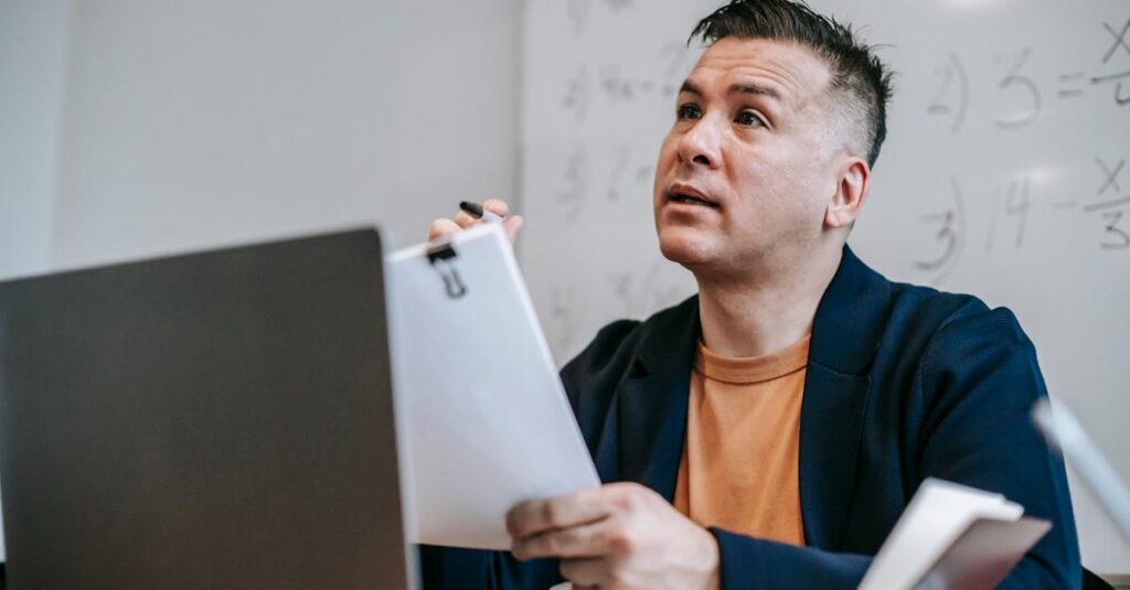 経験豊富なファイナンシャルアカデミー講師のイメージ