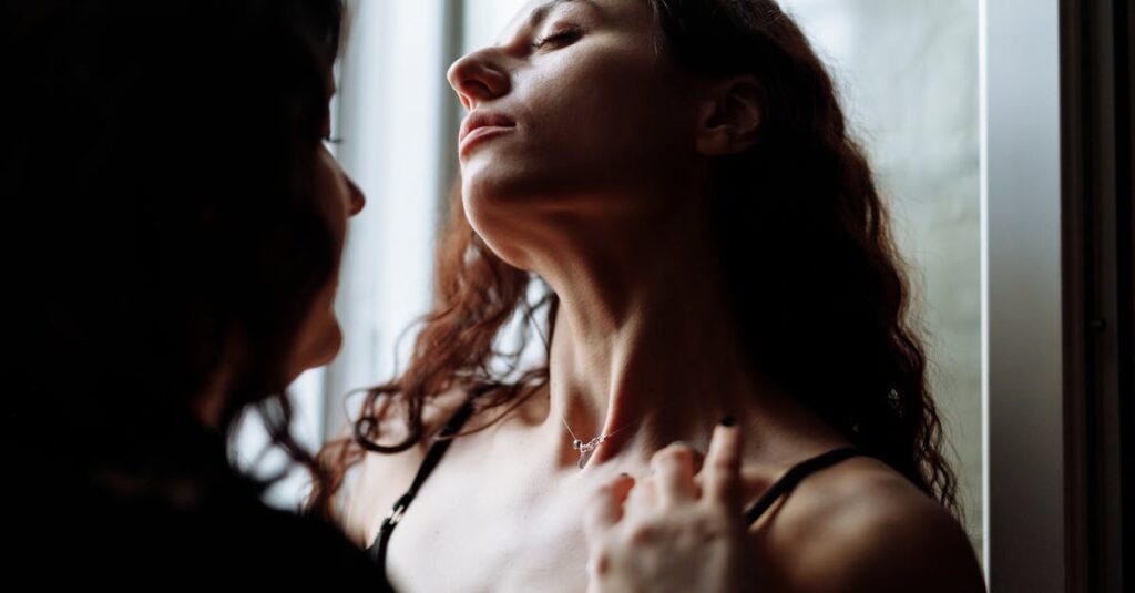 自分に合った介護資格講座を選ぶためのポイントを示すチェックリスト風のイメージ