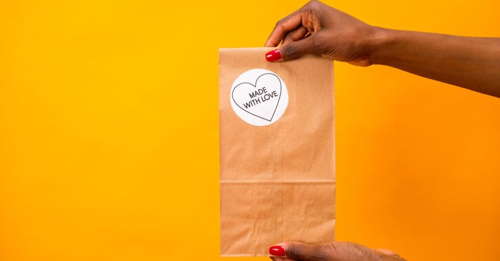 介護資格取得後に正社員やパート、副業など多様な働き方を選ぶ様子