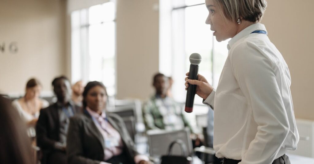 ファイナンシャルアカデミー講座に向いている人の特徴を示すイメージ